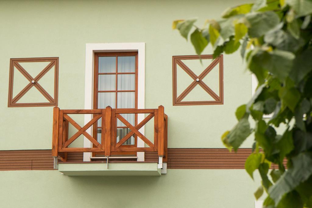 Penzion Tri Koruny Spisska Stara Ves Esterno foto